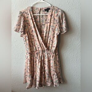Cute flowy romper!!